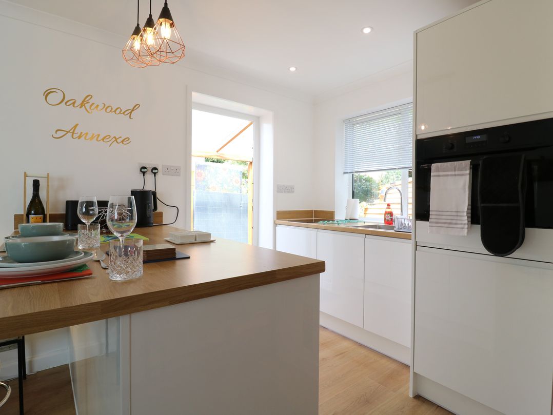 Oakwood Annexe