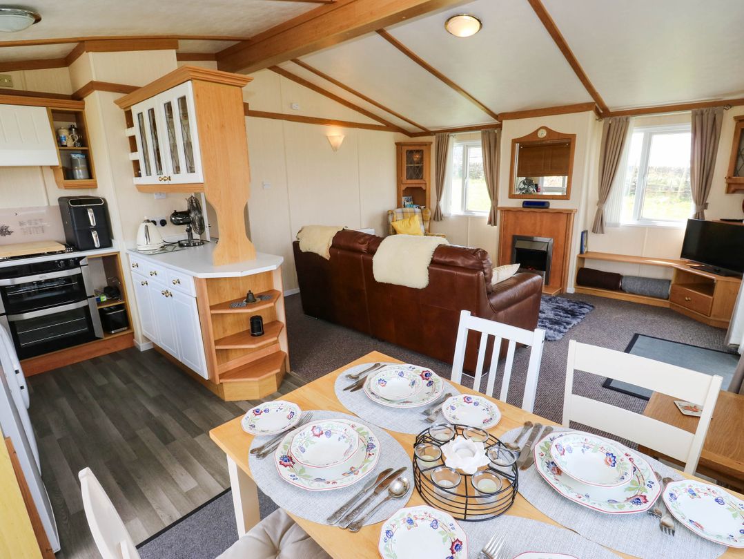 The Lodge at Piece Farm