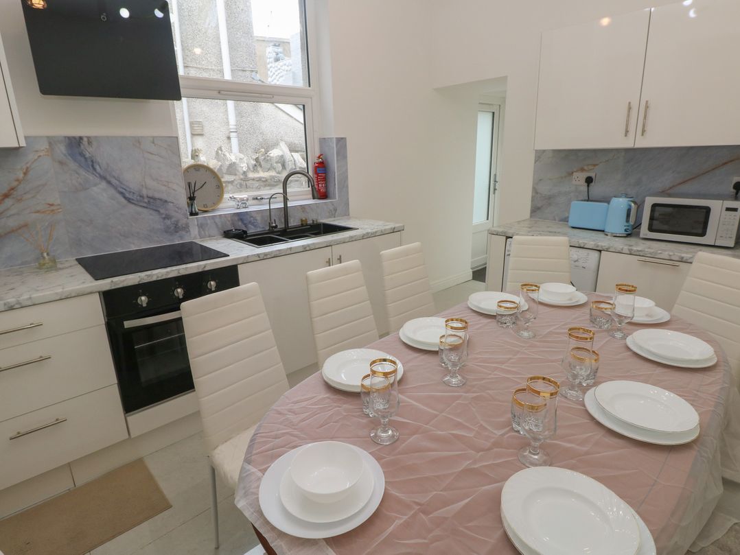 5 Gelli Terrace