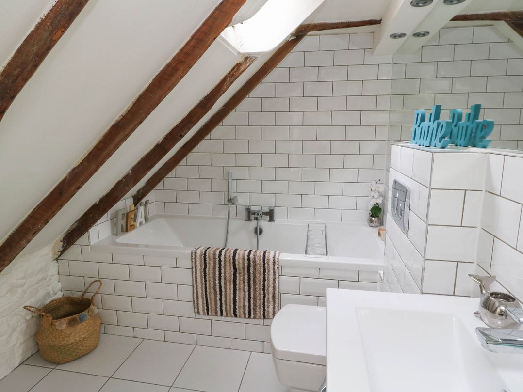 Sciora Cottage