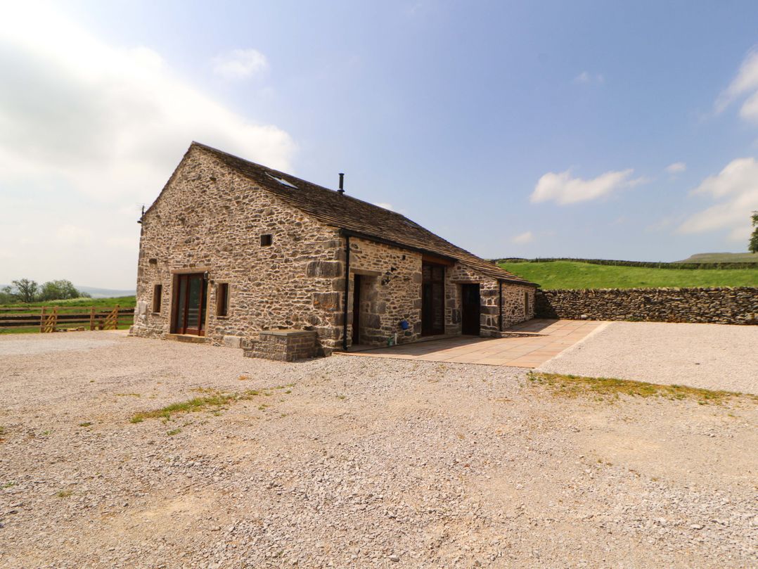 Dam House Barn