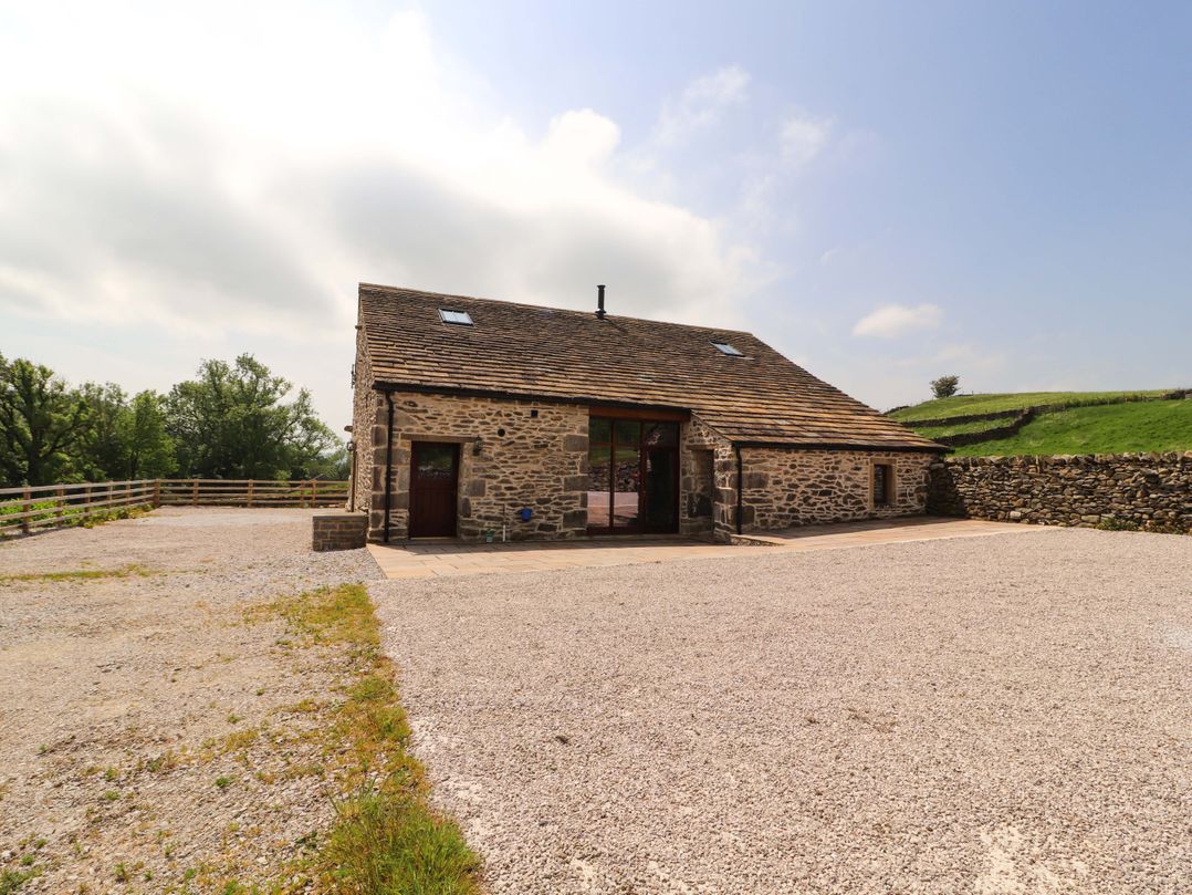 Dam House Barn