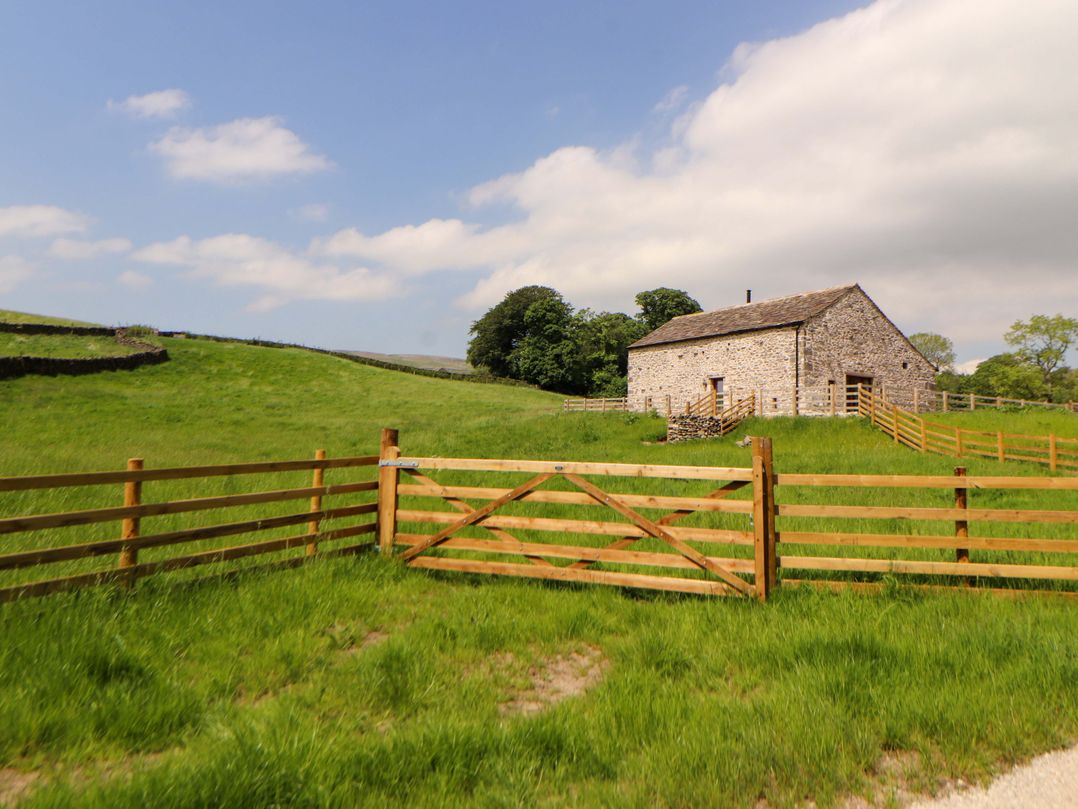 Dam House Barn