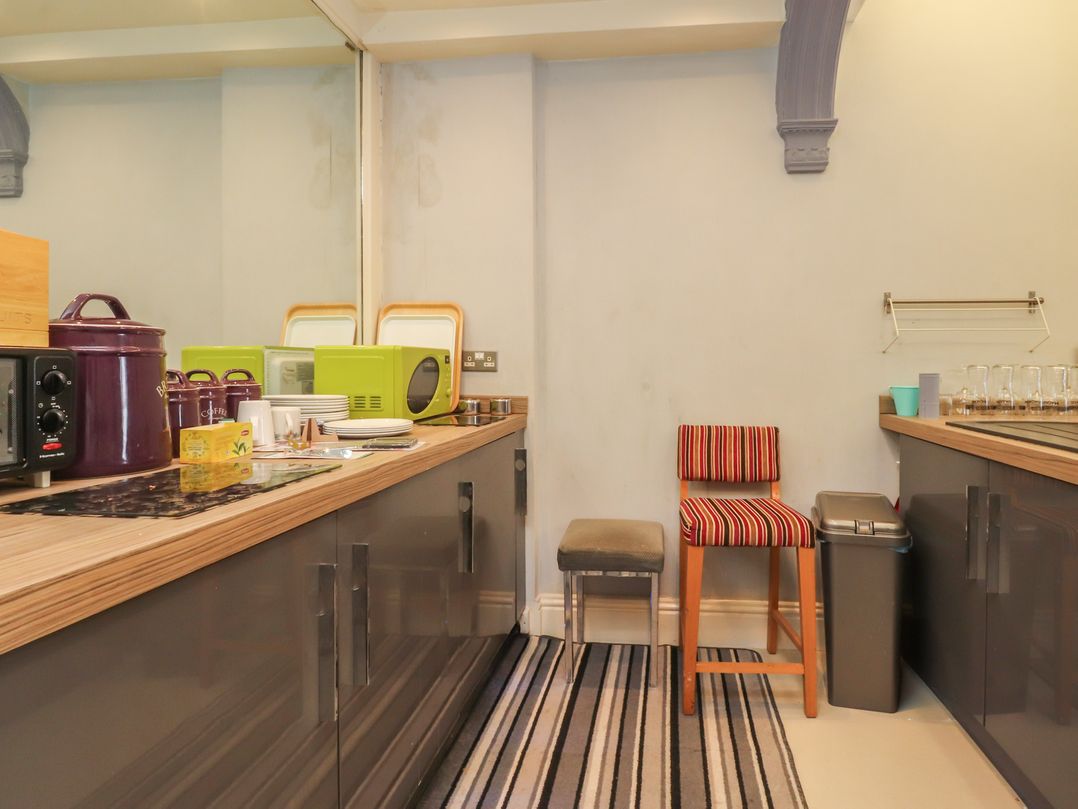 Luxury Winter Gardens Apartment 2
