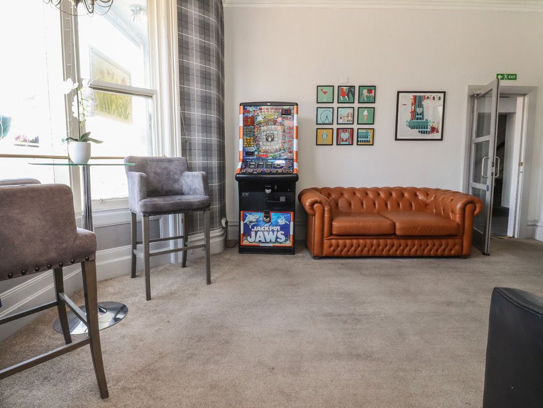 Luxury Winter Gardens Apartment 2
