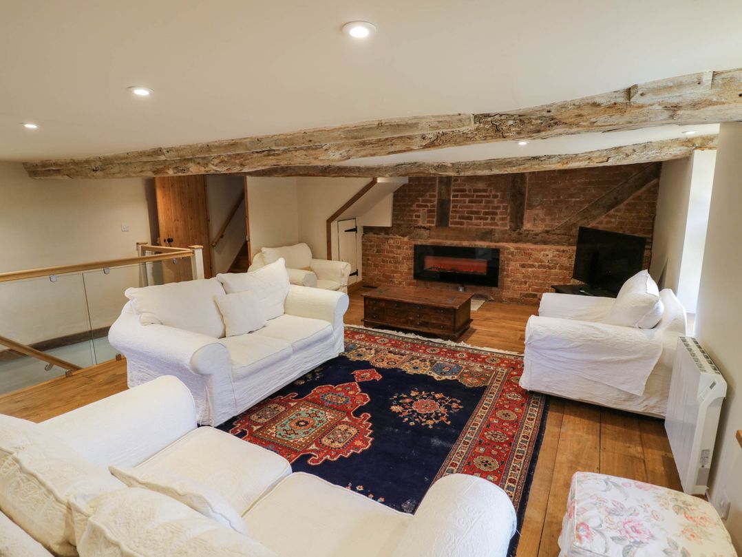 Netherend Barn
