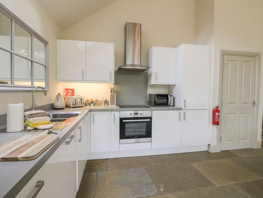 Riverbank Cottage