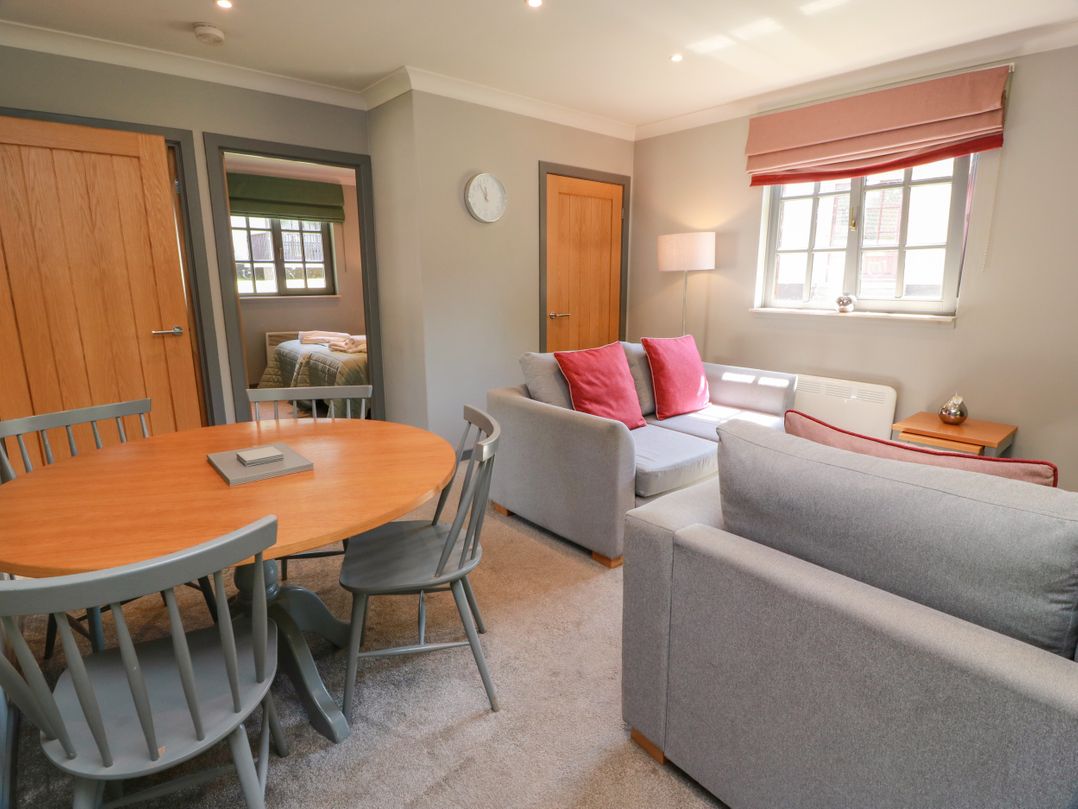 7 Brunston Avenue