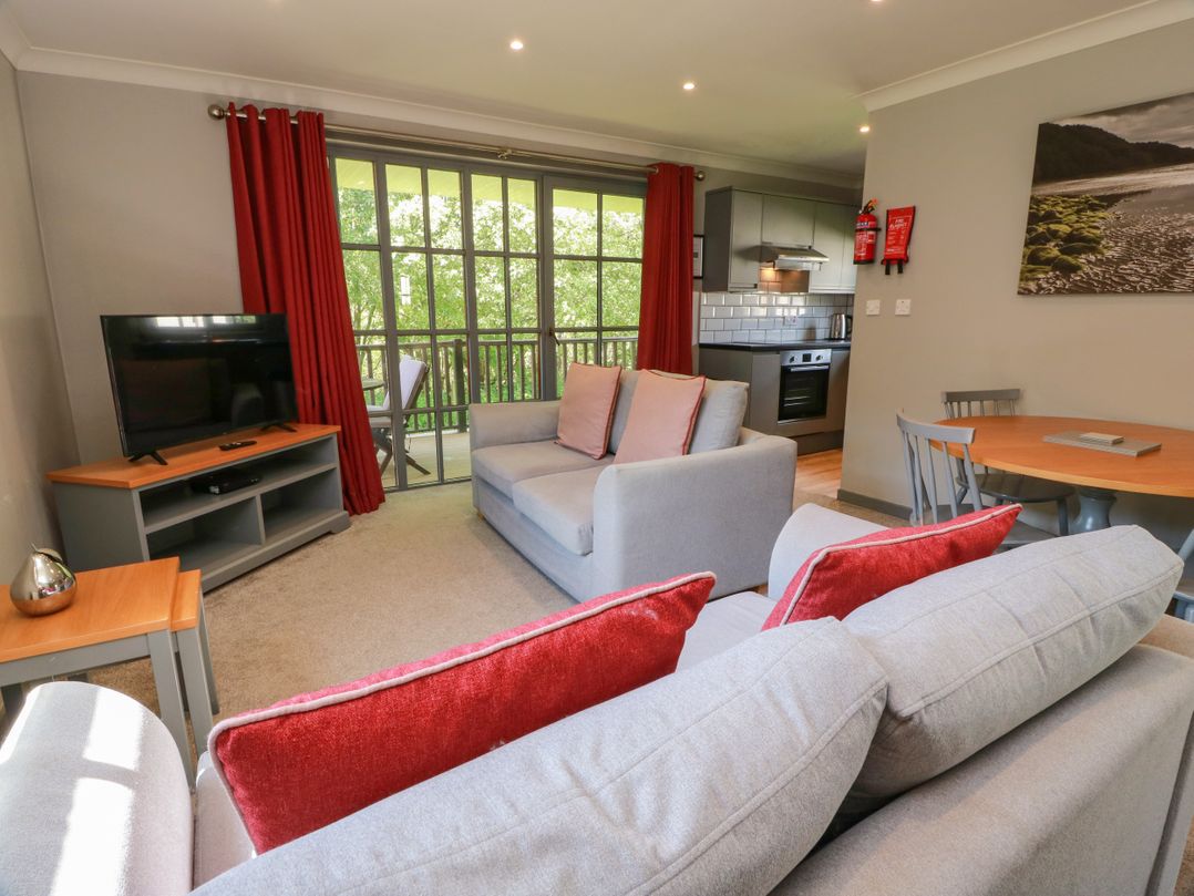 7 Brunston Avenue