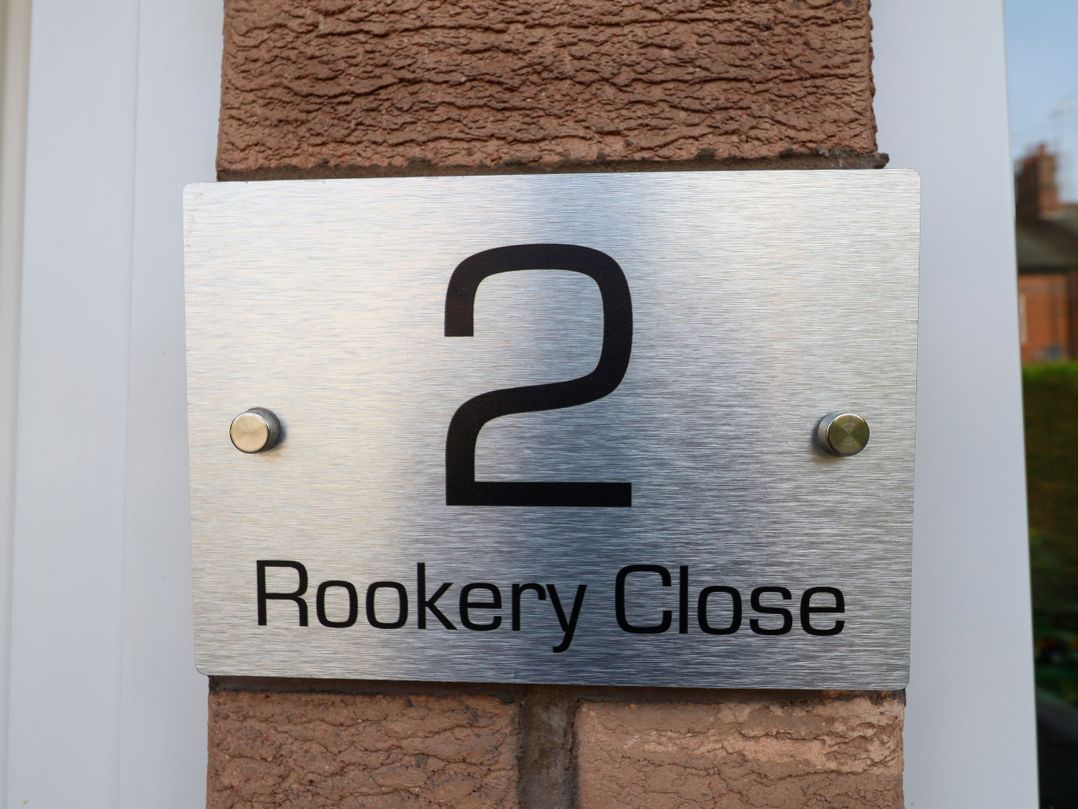 2 Rookery Close