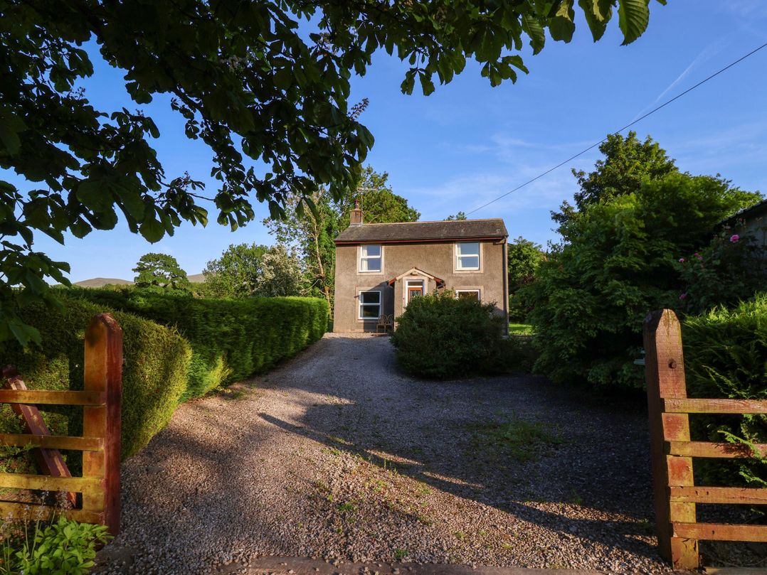 Robin Hood Farmhouse