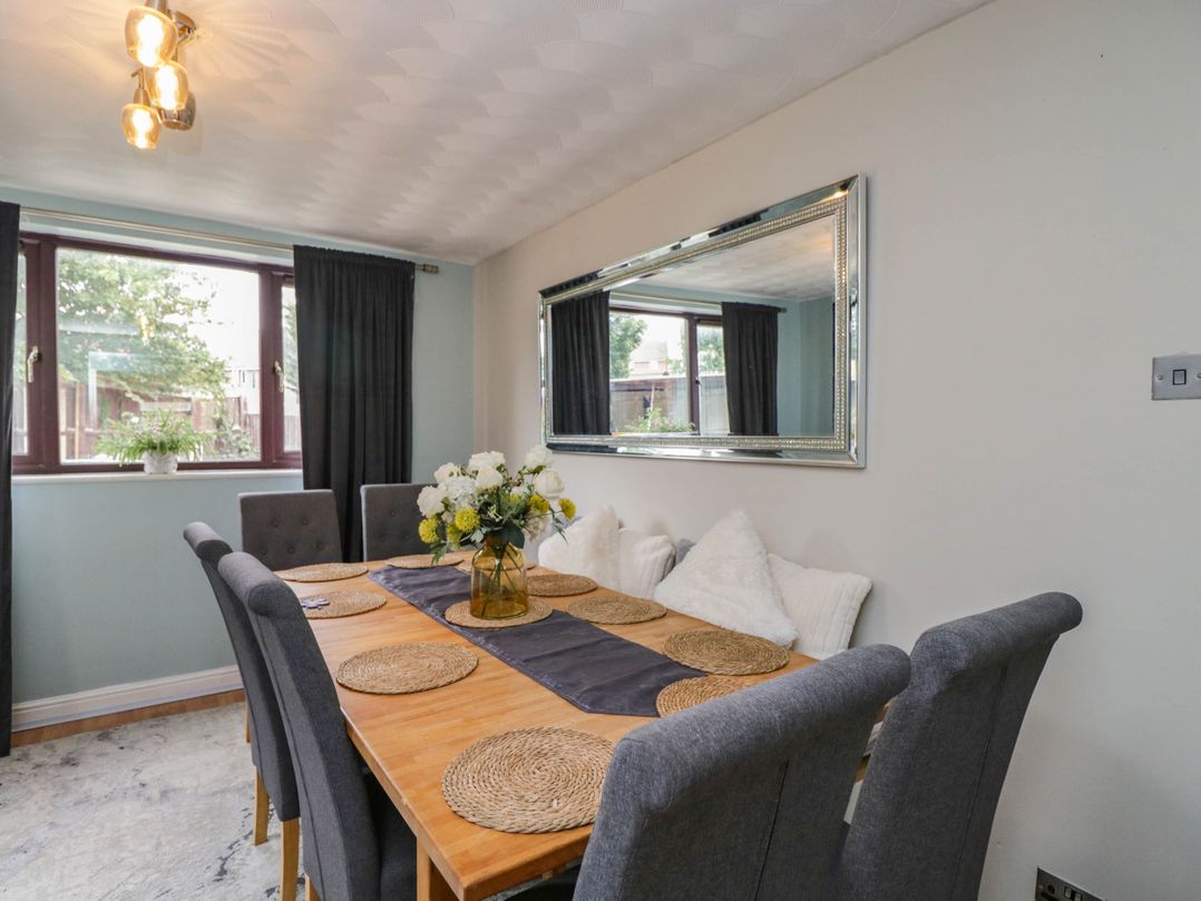 1 Stanway Road