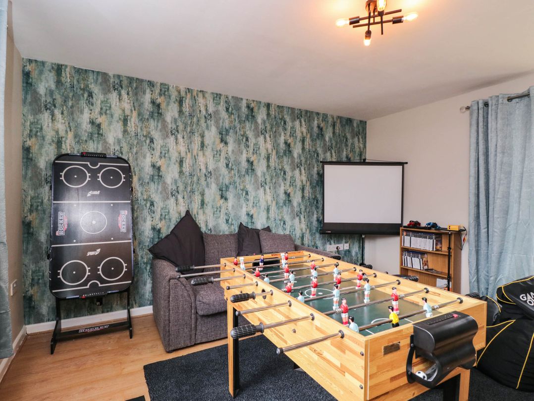 1 Stanway Road