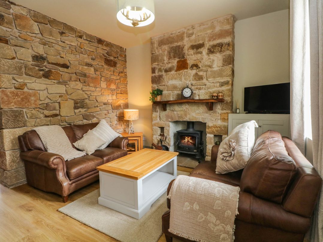2 Bentley Bridge Cottages