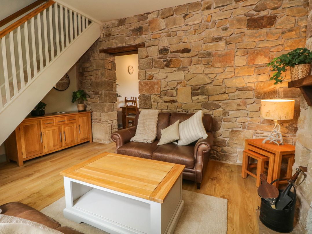 2 Bentley Bridge Cottages