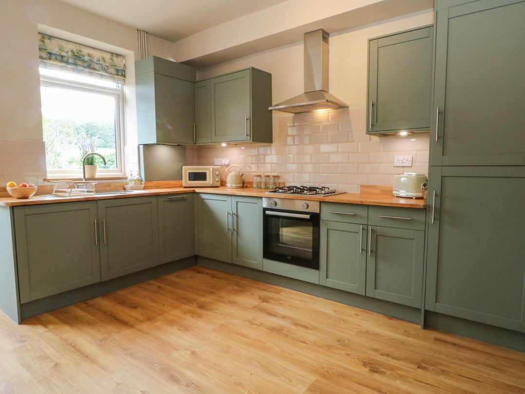 2 Bentley Bridge Cottages