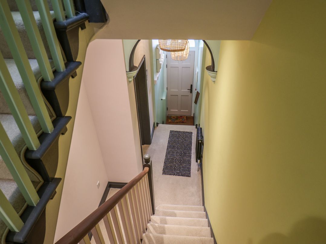 Apartment Green