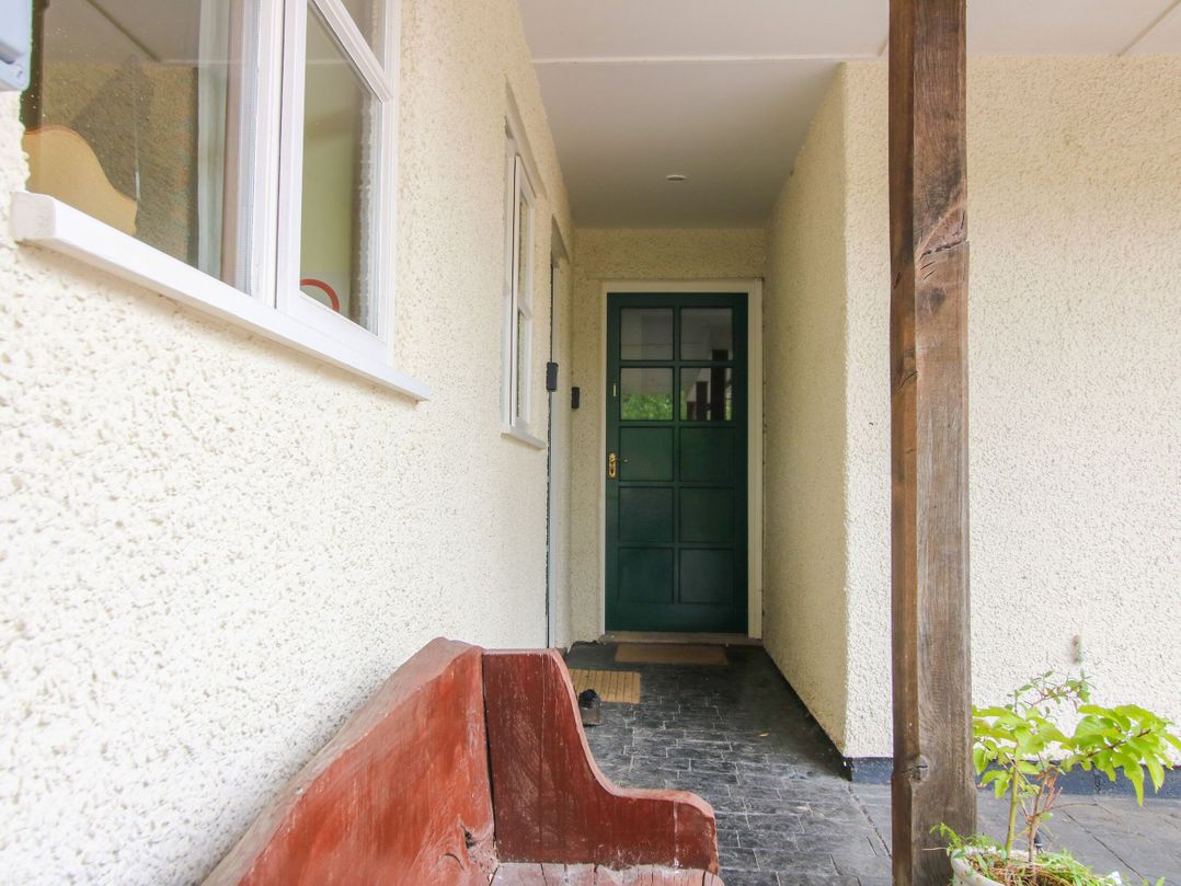 Apartment 1