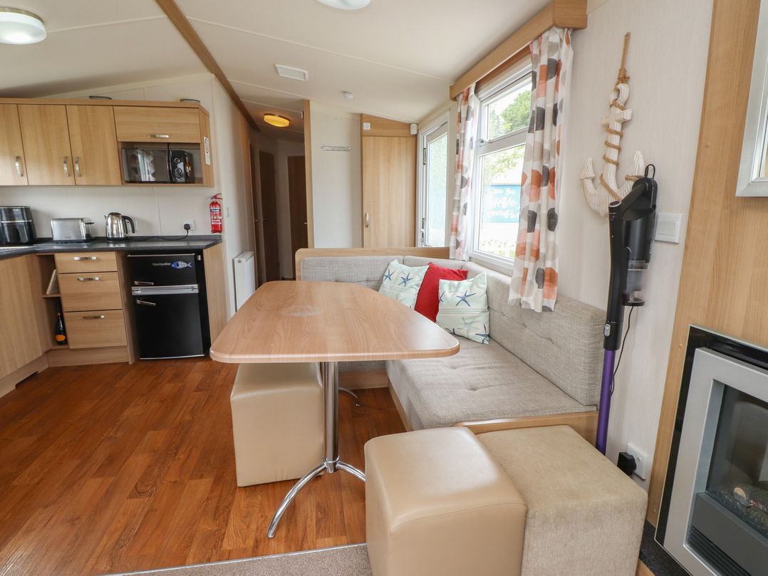 10 Cambrian Park