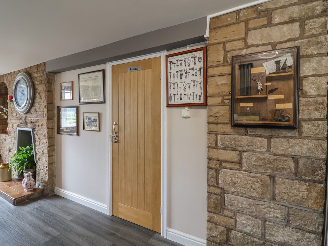 The Old Shady Oak Cottage