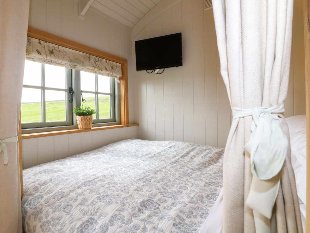 Meadow Shepherds Hut