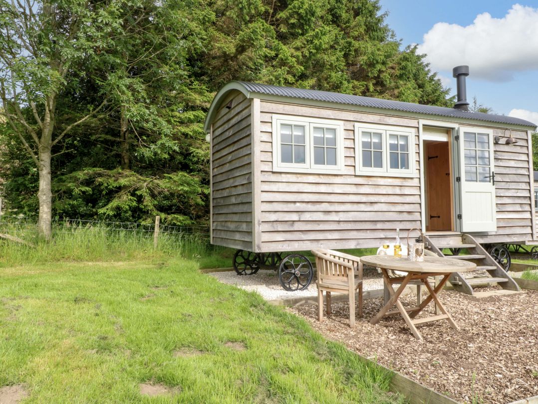 Meadow Shepherds Hut