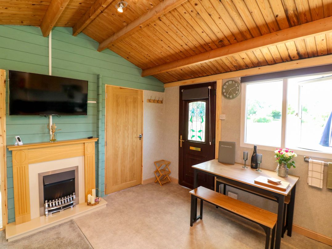 Moorhen Lodge