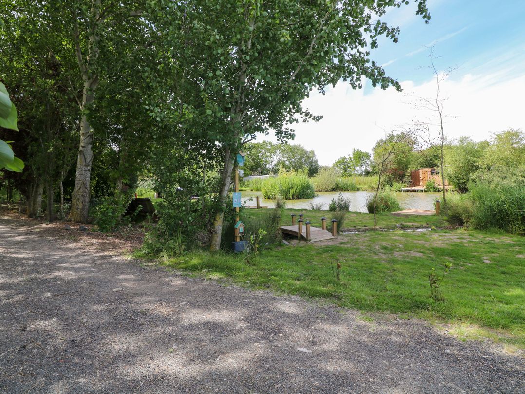 Moorhen Lodge