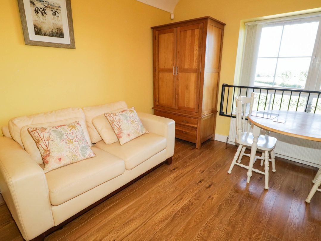 The Mummers Studio Apartment 1