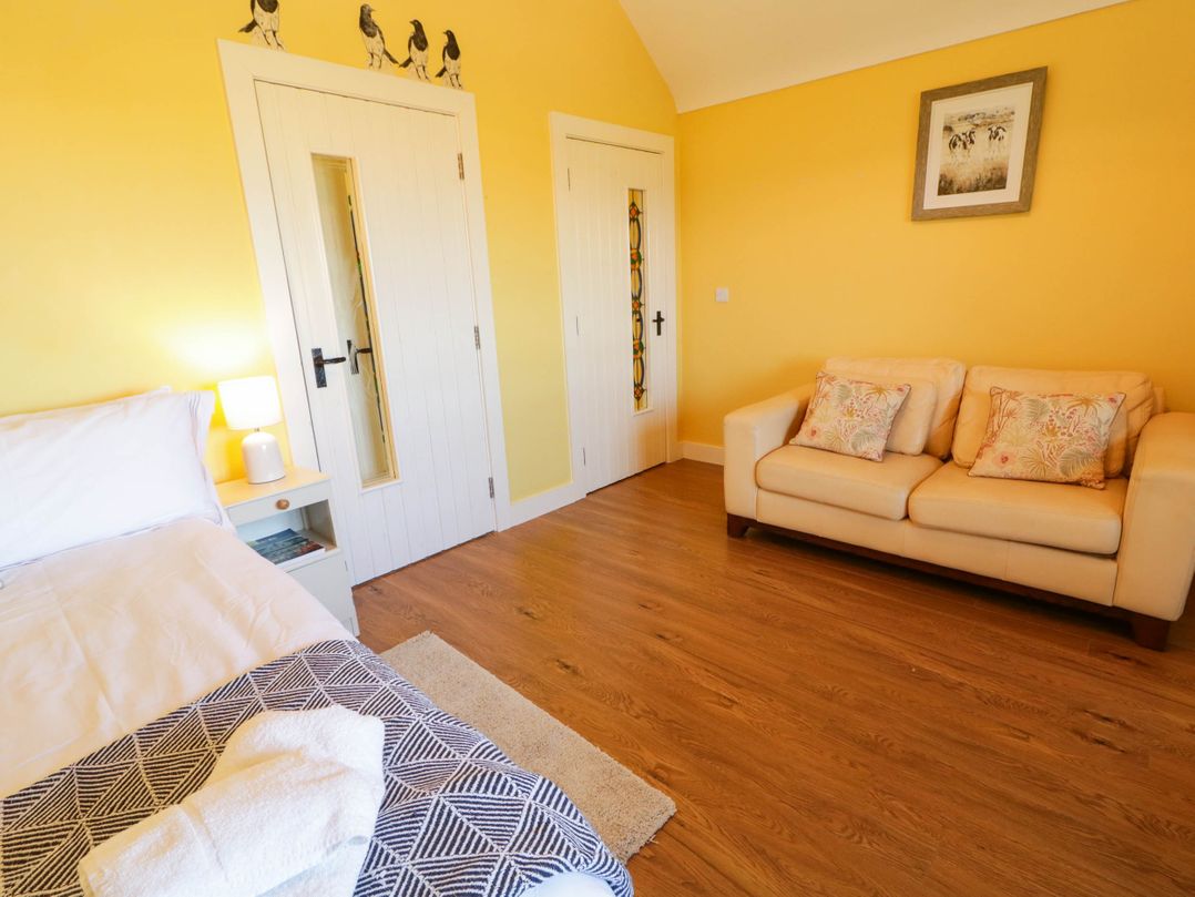 The Mummers Studio Apartment 1
