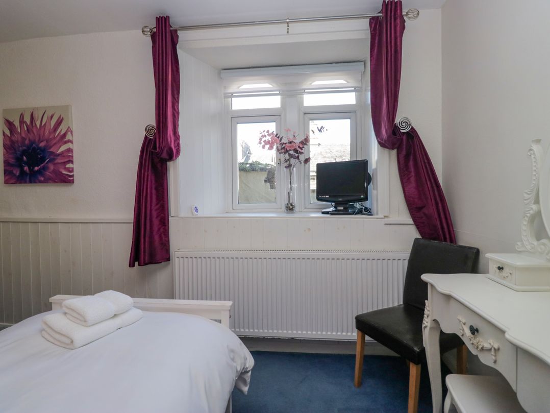 Hillside Cottage