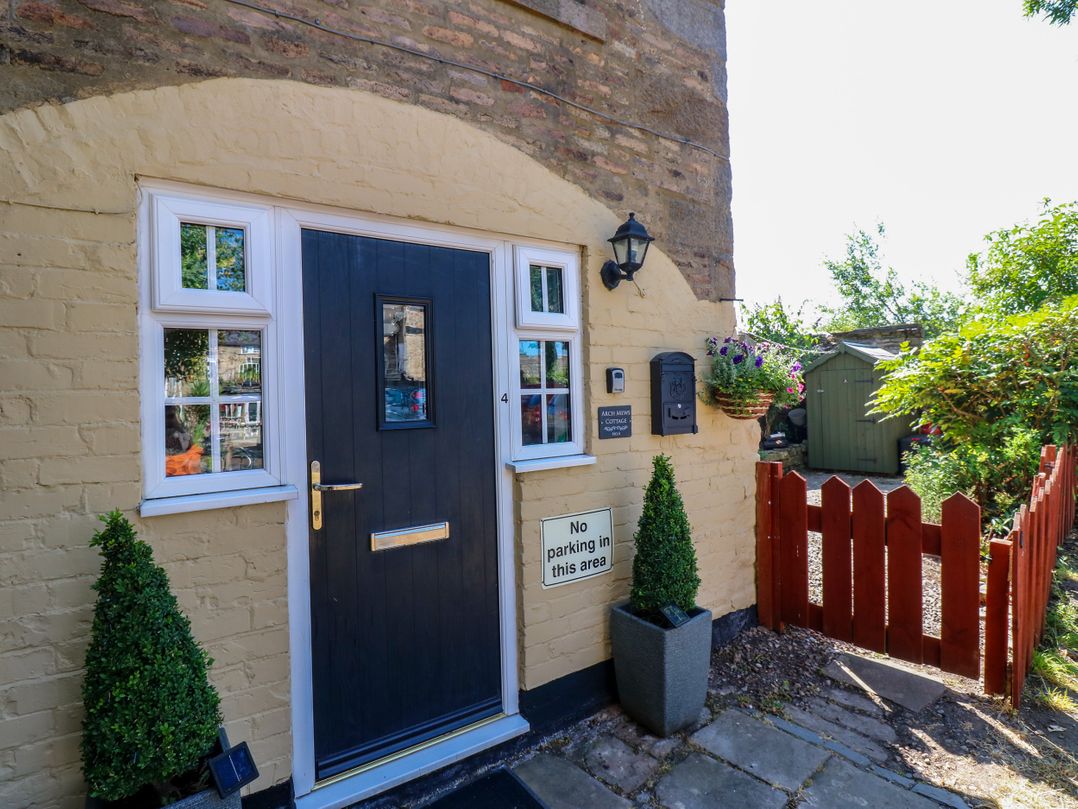 Arch Mews Cottage
