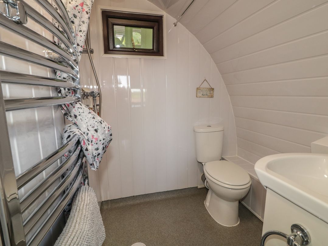 Gortin Glen Glamping Pod 1