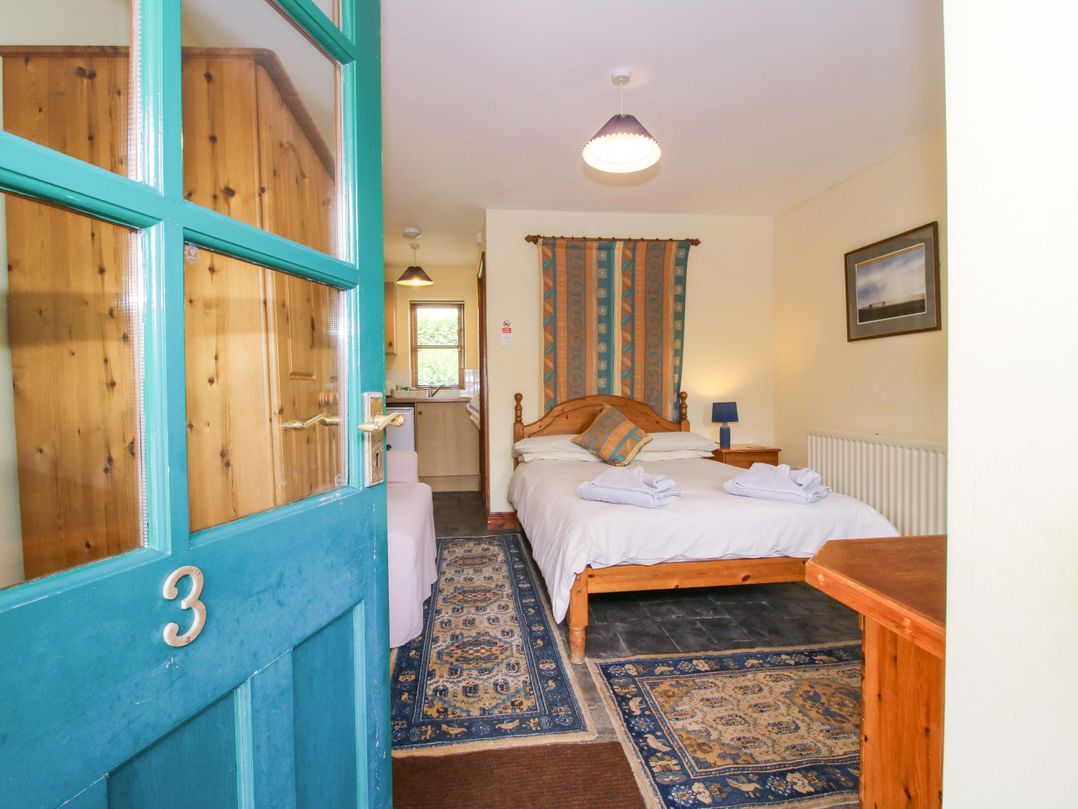 Apartment 3
