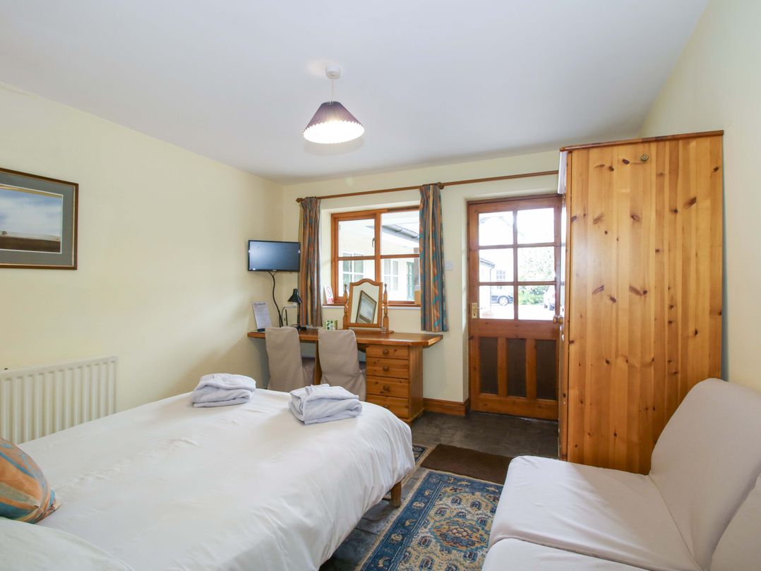 Apartment 3