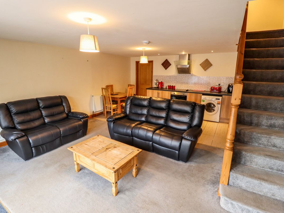 Holiday Cottage 2