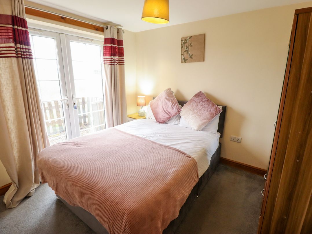 Holiday Cottage 2