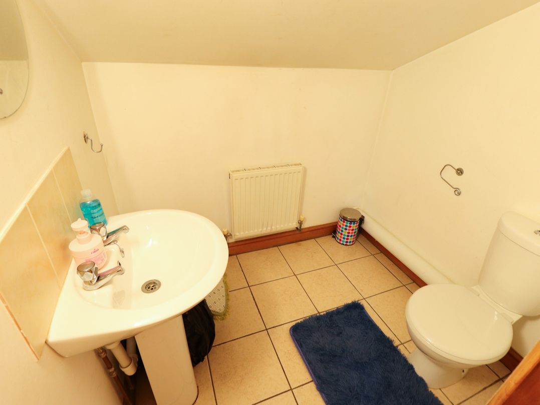 Holiday Cottage 2