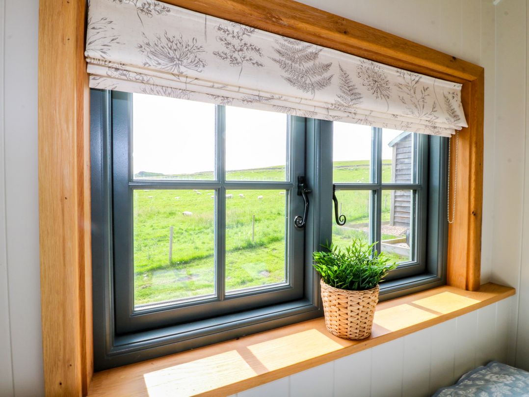 Fern Shepherds Hut