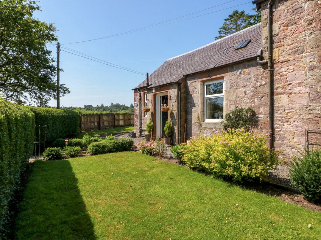 Waterside Lodge