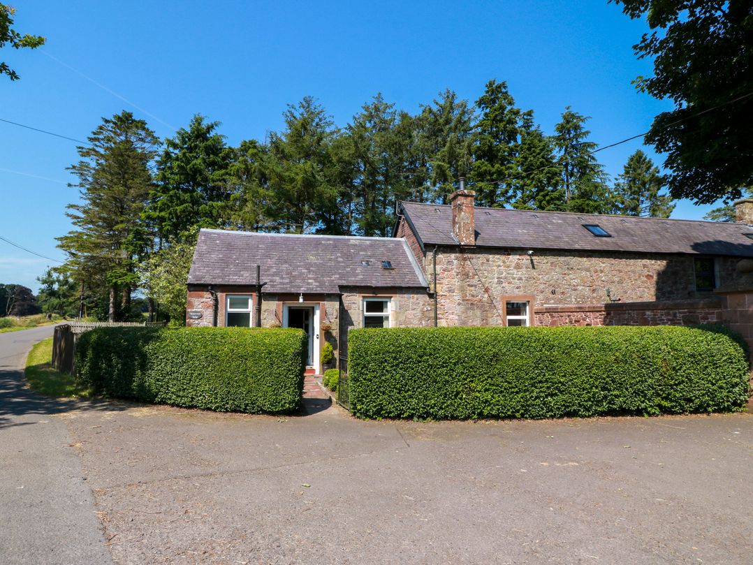 Waterside Lodge