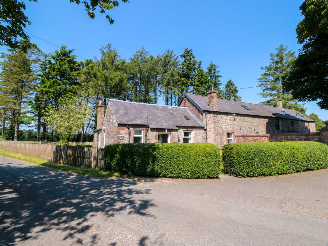 Waterside Lodge