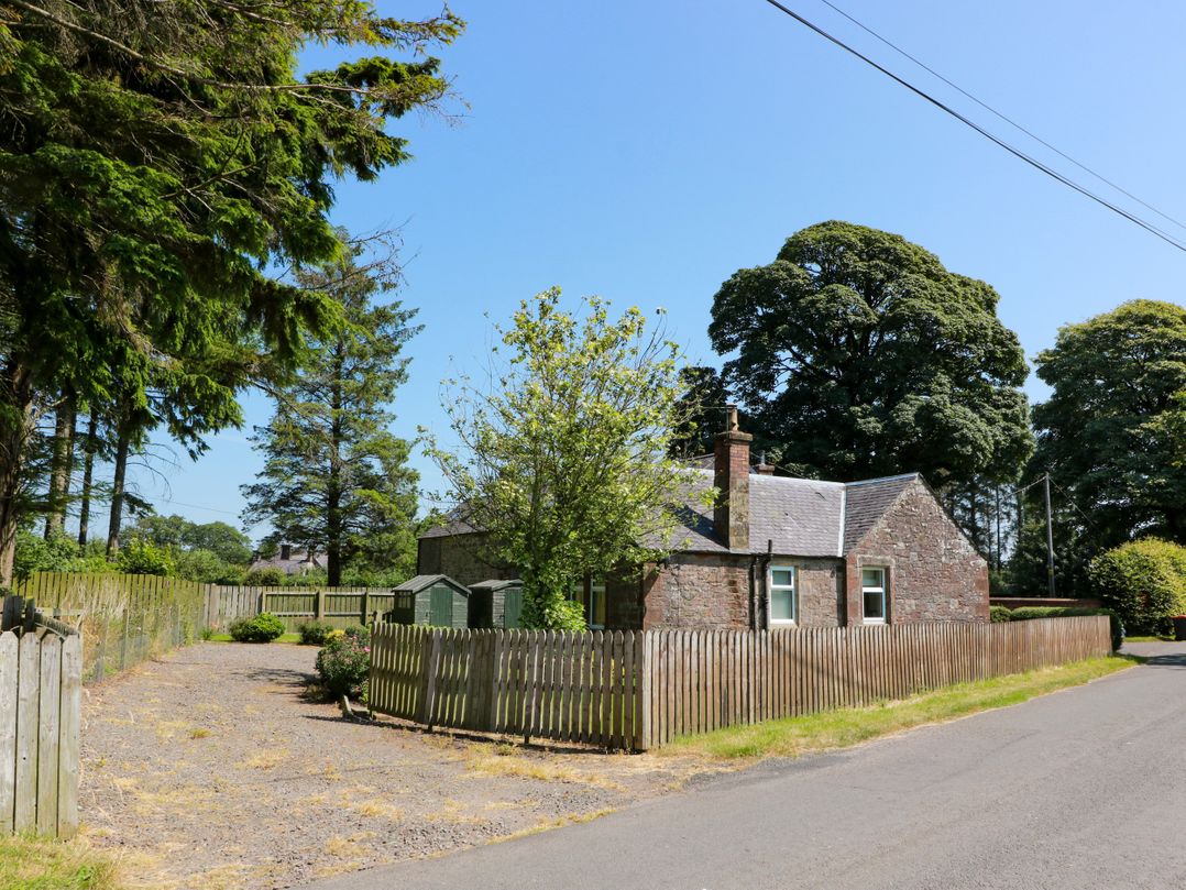 Waterside Lodge