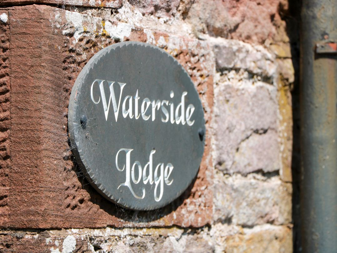 Waterside Lodge