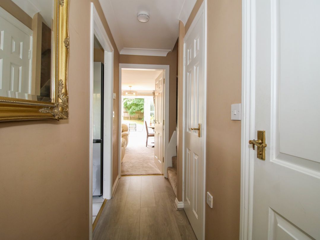 18 Hengrave Meadow