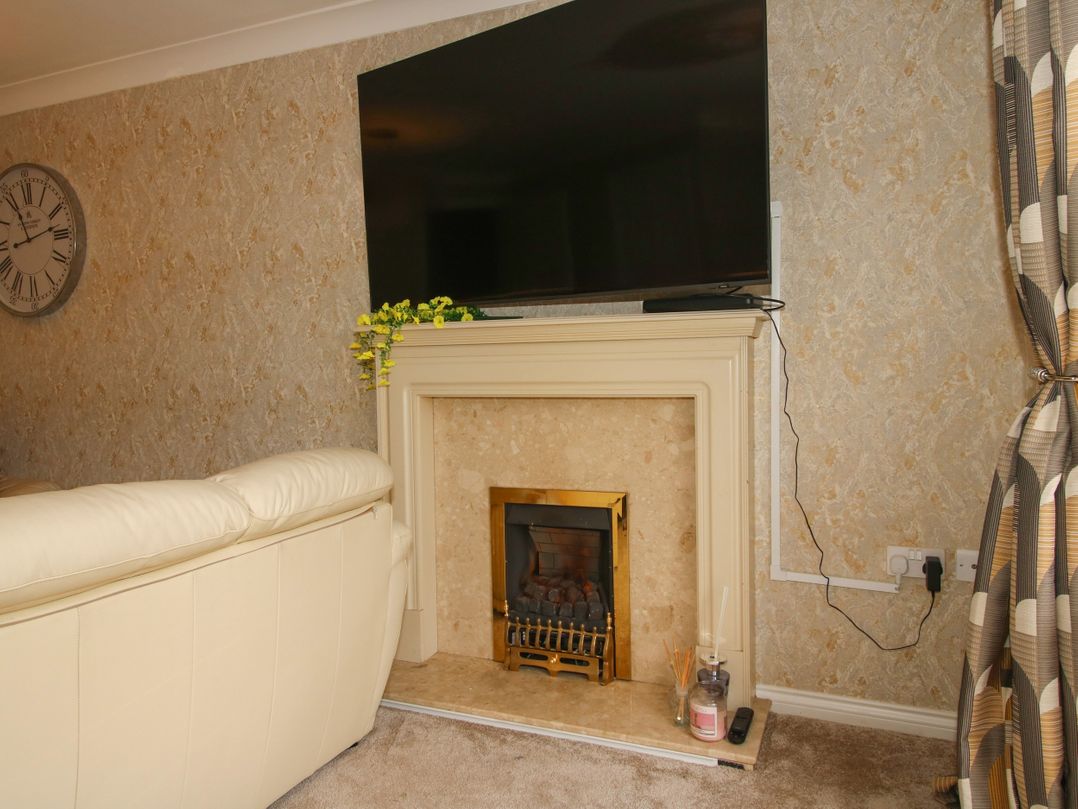 18 Hengrave Meadow