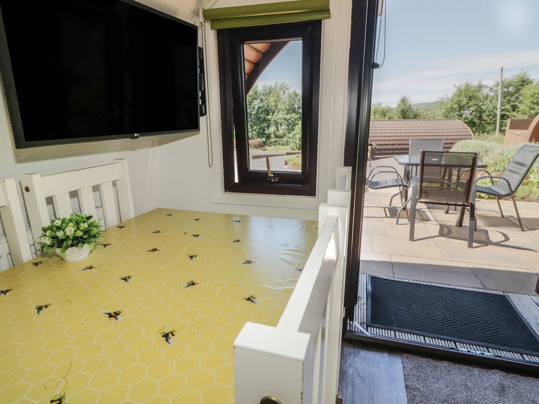 Gortin Glen Glamping Pod 2