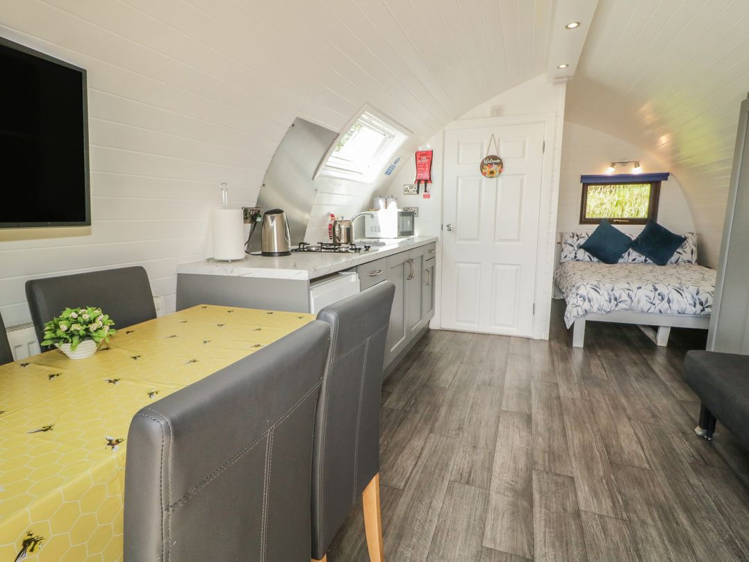 Gortin Glen Glamping Pod 4