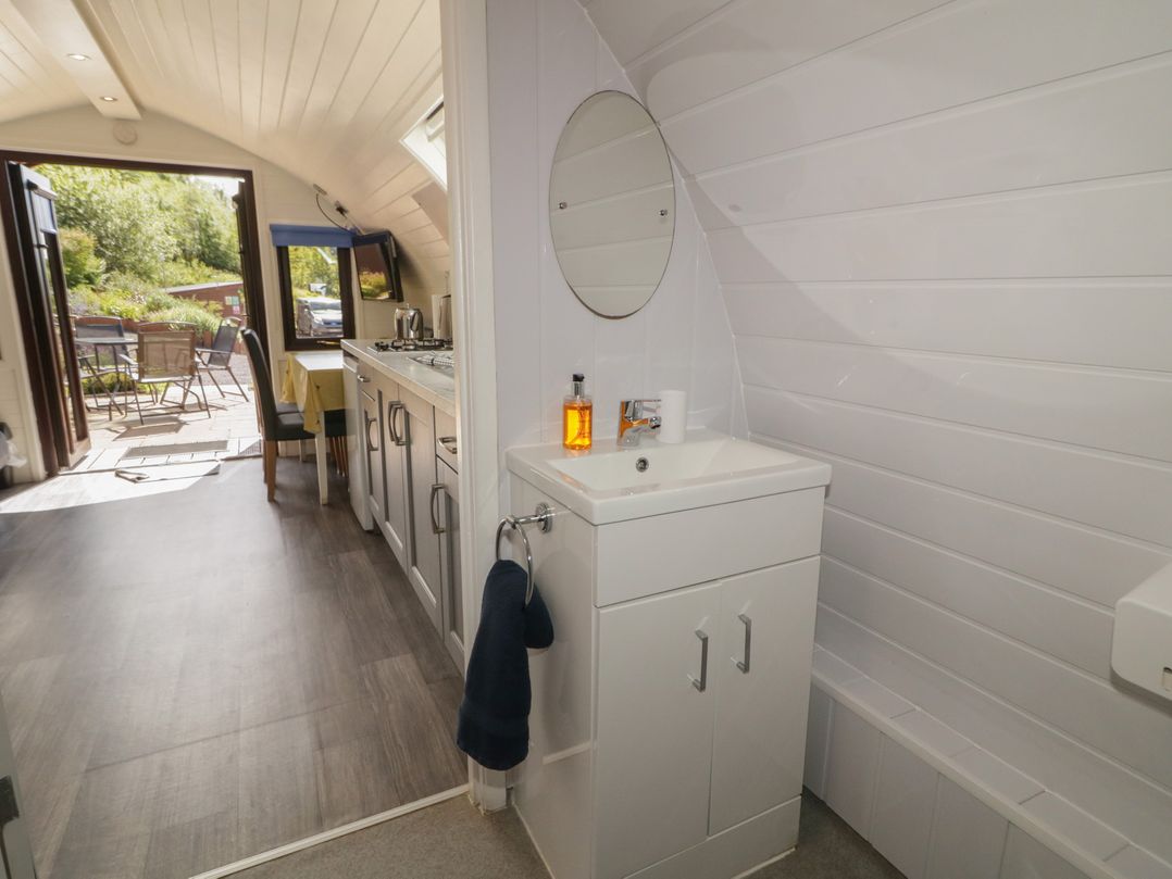 Gortin Glen Glamping Pod 4