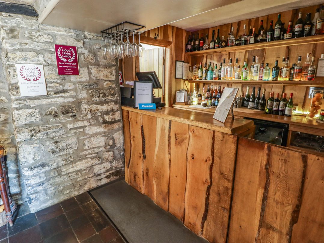 Ty Mawr Country House